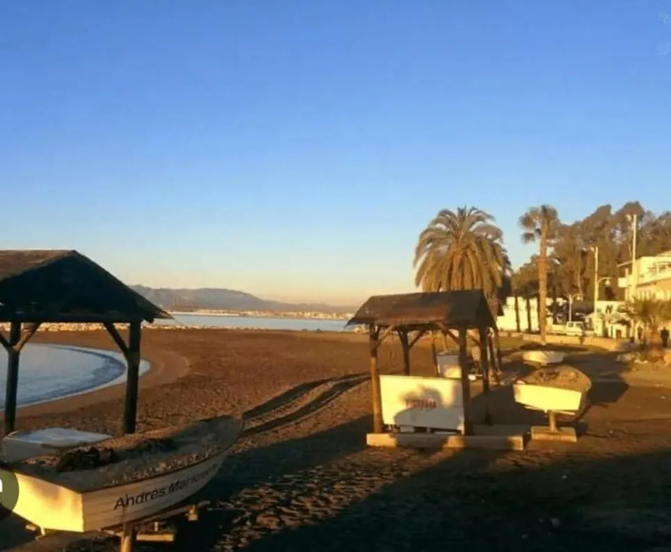 Casita A 200 Metros De La Playa Con Acceso A Todo Apartamento Málaga 0*,  Espanha